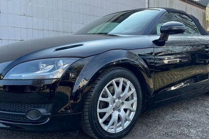 Audi TT 110.000 km 6.900 &euro; essen 45359