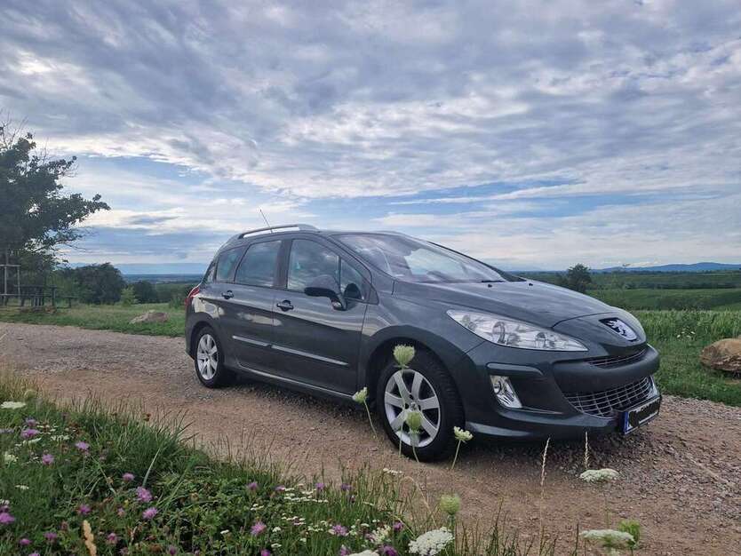 Peugeot 308 167.000 km 2.900 € Heitersheim 79423