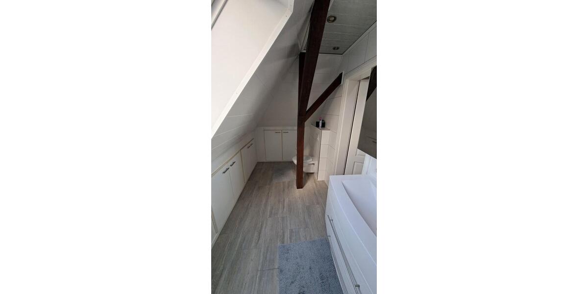 Dachgeschoßwohnung Grabow - 2.5 Zimmer, 62 m&sup2;, 496&euro; | Angebot:26322399