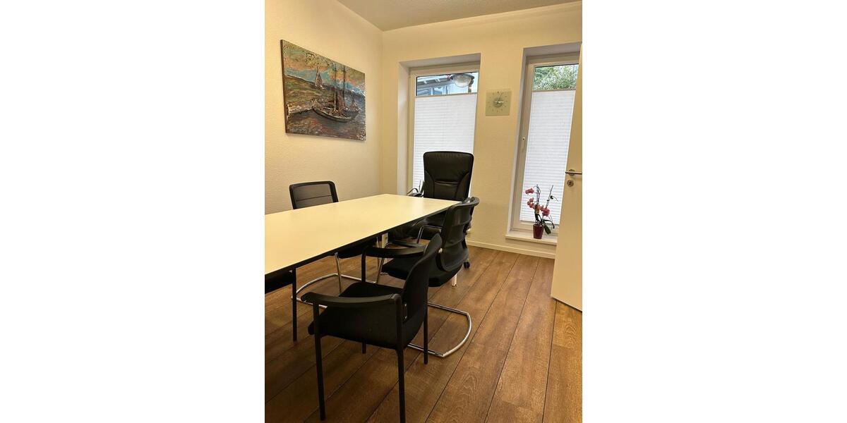 Einfamilienhaus Schleswig - 9 Zimmer, 257 m&sup2;, 2.250&euro; | Angebot:26458911