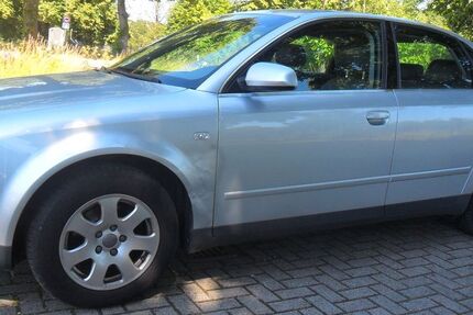 Audi A4 151.000 km 1.299 &euro; Uetze OT Dollbergen 31311