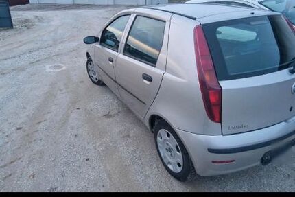 Fiat Punto 108.000 km 790 &euro; Karlsfeld 85757