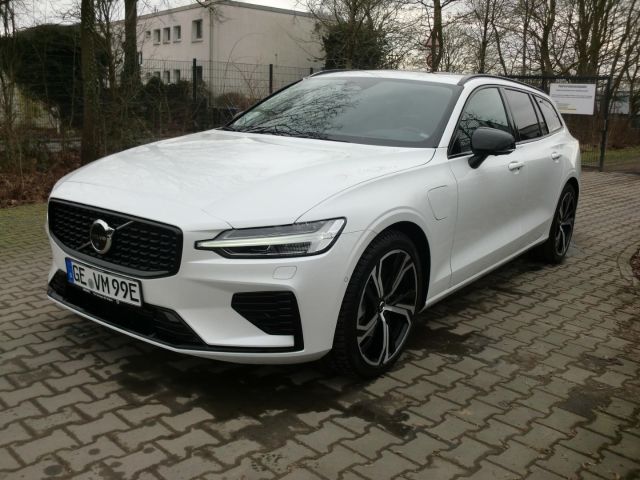 Volvo V60 23.500 km 58.490 &euro; Gelsenkirchen 45891
