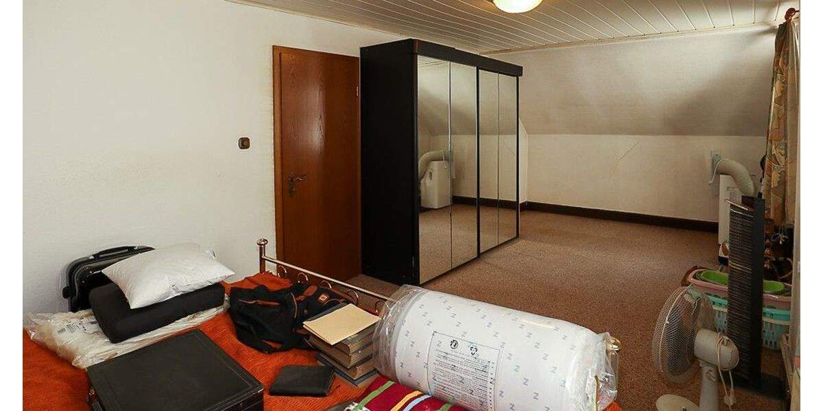 Baugrundstück wartet auf kreativen Bauherrn zimmer