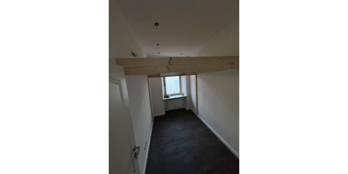 Frei ab 01.03.2026 Gute Lage 4-Zimmer-Wohnung zimmer