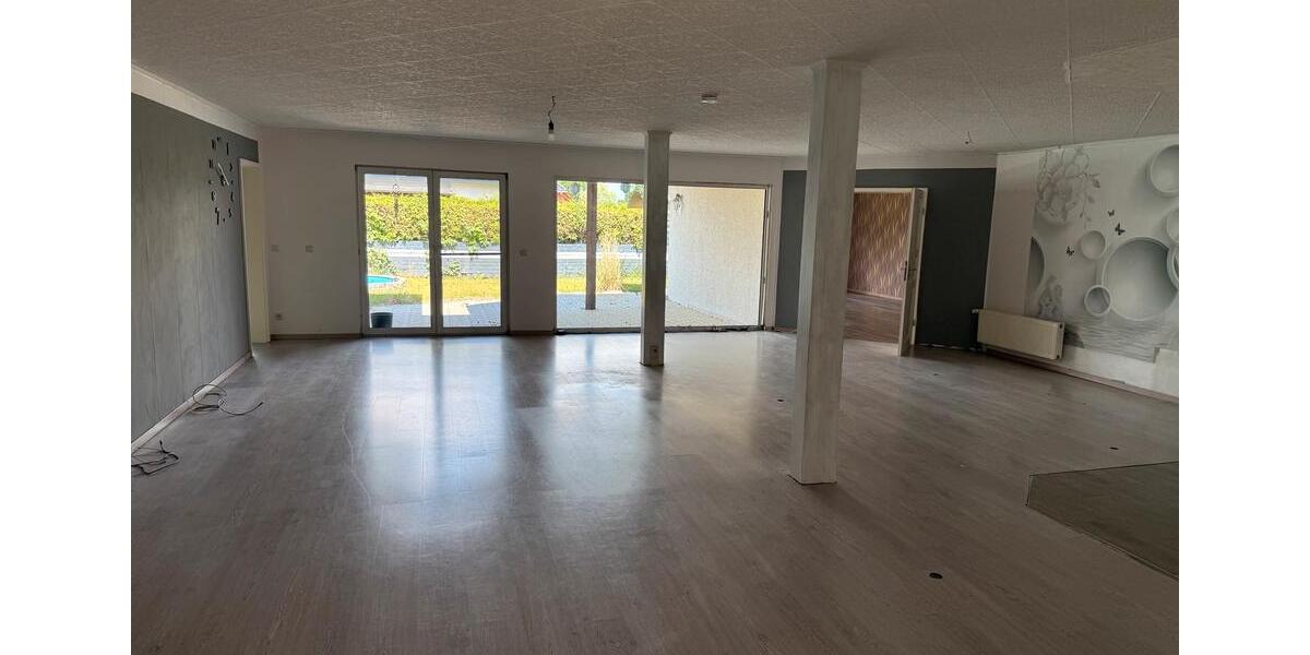 Bungalow Neuhausen/Spree Spree - 7 Zimmer, 234 m&sup2;, 279.000&euro; | Angebot:27083385