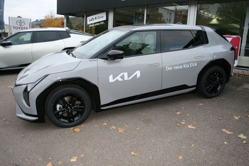 Kia EV4 1.999 km 48.400 € Albstadt 72458