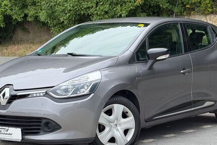 Renault Clio 72.600 km 6.990 &euro; Kiel 24147