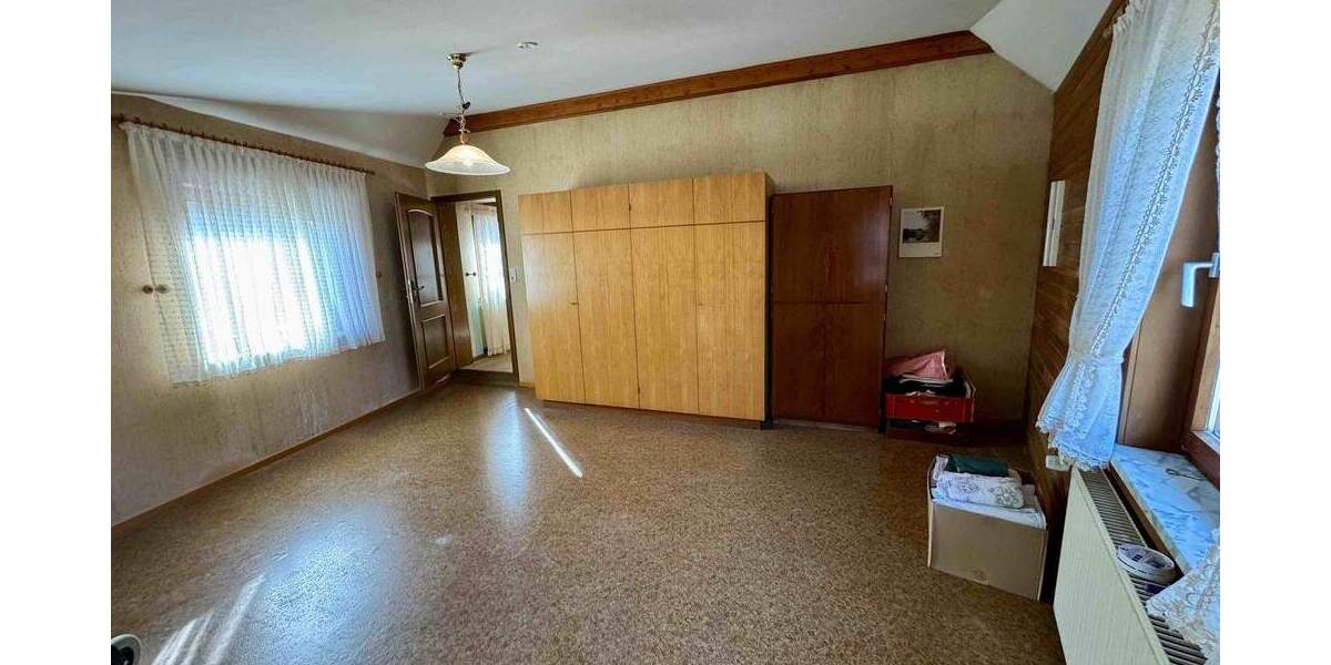 Einfamilienhaus Bad Gandersheim Gehrenrode - 8 Zimmer, 150 m&sup2;, 99.000&euro; | Angebot:25744222