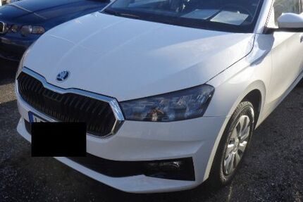 Skoda Fabia 4.000 km 18.999 &euro; Laufen 83410