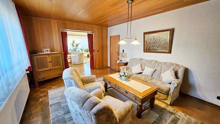 Einfamilienhaus Gnarrenburg - 7 Zimmer, 226 m&sup2;, 265.000&euro; | Angebot:25701486