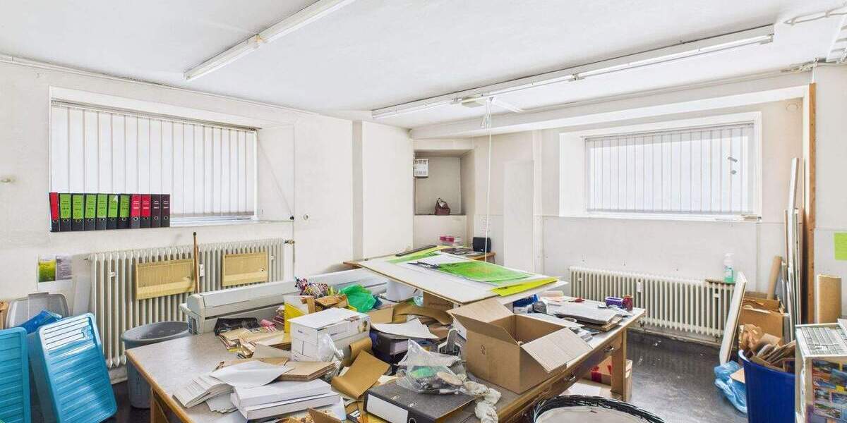 Immobilienpaket mit 3 Einheiten – Wohnung, Büro & Laden auf separaten Grundbüchern 6 zimmer