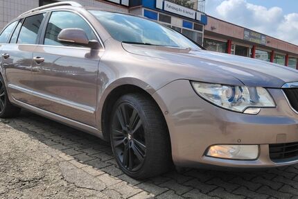 Skoda Superb 172.050 km 5.450 &euro; Trier 54294