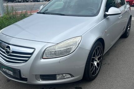 Opel Insignia 199.000 km 4.790 € Nürnberg 90449