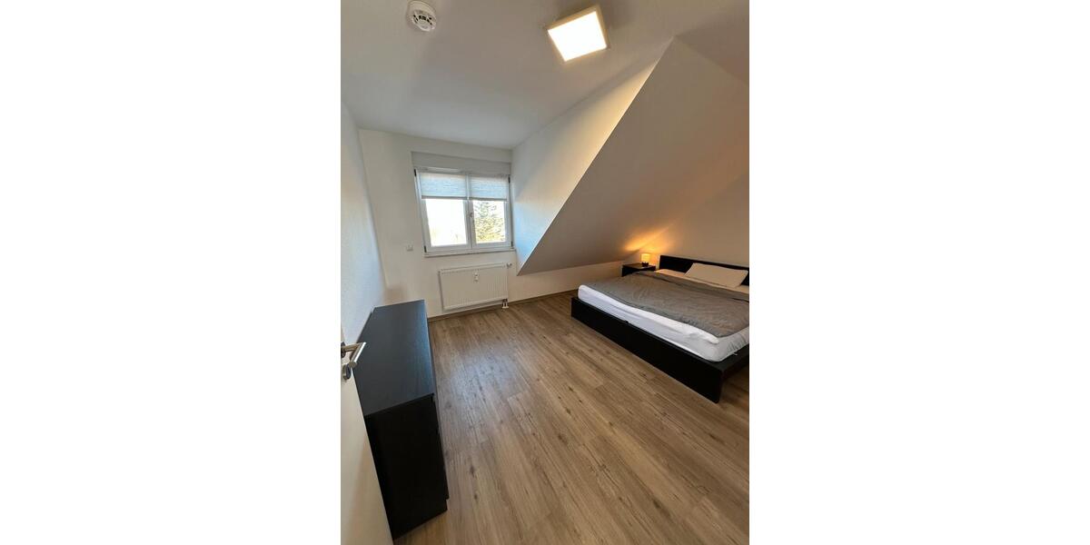 Dachgeschoßwohnung Königslutter am Elm - 3 Zimmer, 94 m&sup2;, 951&euro; | Angebot:25305528