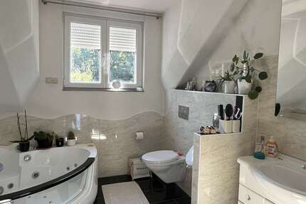 Haus zum Kaufen in Sassenburg Neudorf-Platendorf 699.000 € 310 m² 8 zimmer