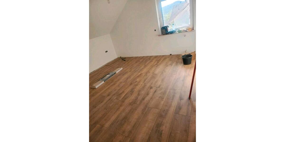 Dachgeschoßwohnung Nordheim vor der Rhön - 4 Zimmer, 83 m&sup2;, 660&euro; | Angebot:26697475