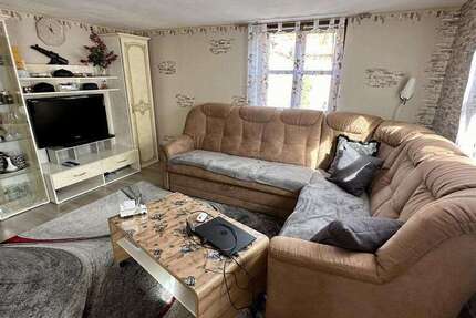 Haus zum Kaufen in Weikersheim 145.000 € 190 m² 11 zimmer