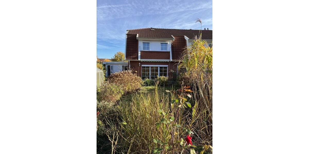 stadtnahes Reihenendhaus mit Carport in ruhiger Wohnlage von 19073 Wittenförden 4 zimmer