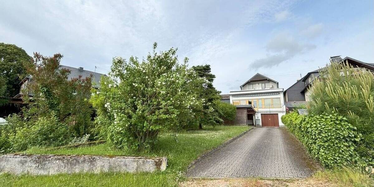 Riesiges Anwesen: Wohnhaus, Gaststätte mit großem Panoramasaal und anliegendem Ladengeschäft! zimmer