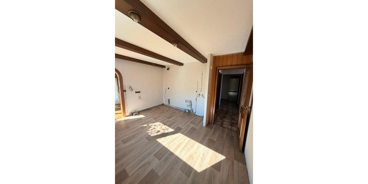 Etagenwohnung Puchheim - 3 Zimmer, 94 m&sup2;, 1.550&euro; | Angebot:25841145