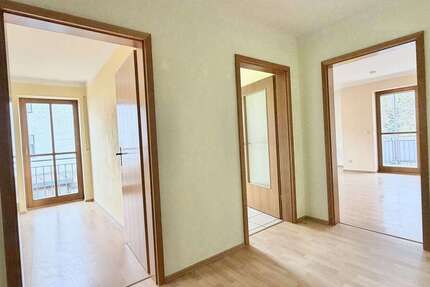 Wohnung Neuburg - 2 Zimmer, 61 m&sup2;, 640&euro; | Angebot:26676378