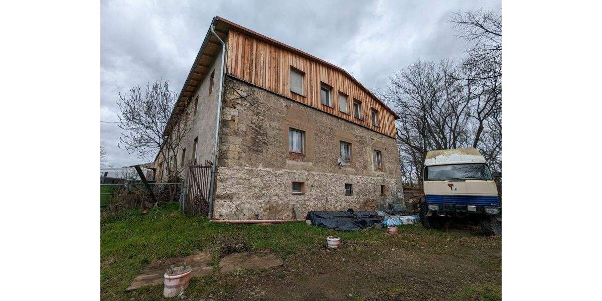 Einfamilienhaus Müglitztal Falkenhain - 8 Zimmer, 367 m&sup2;, 330.000&euro; | Angebot:25705451