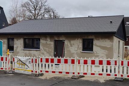 Haus Stollberg (Erzgebirge) - 3 Zimmer, 86 m&sup2;, 989&euro; | Angebot:24325689