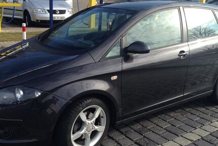 Seat Altea 160.374 km 3.750 &euro; Dortmund 44229