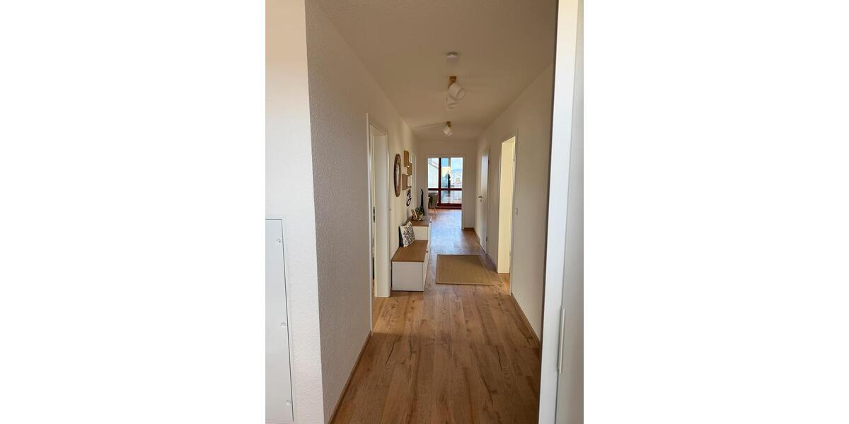 Dachgeschoßwohnung Schenklengsfeld - 2 Zimmer, 105 m&sup2;, 925&euro; | Angebot:25978652