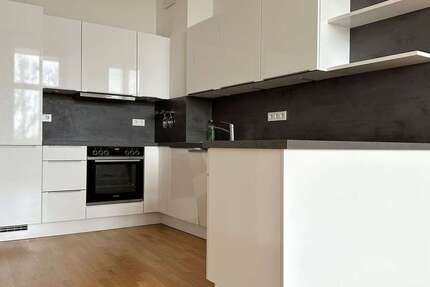 Wohnung zum Mieten in Wustermark 1.100 € 85.44 m² 3 zimmer