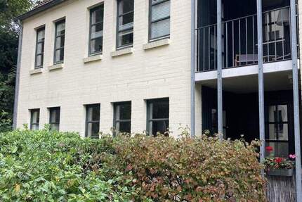 Attraktive 2Zimmerwohnung mit Loggia u. Tiefgaragenstellplatz 2 zimmer