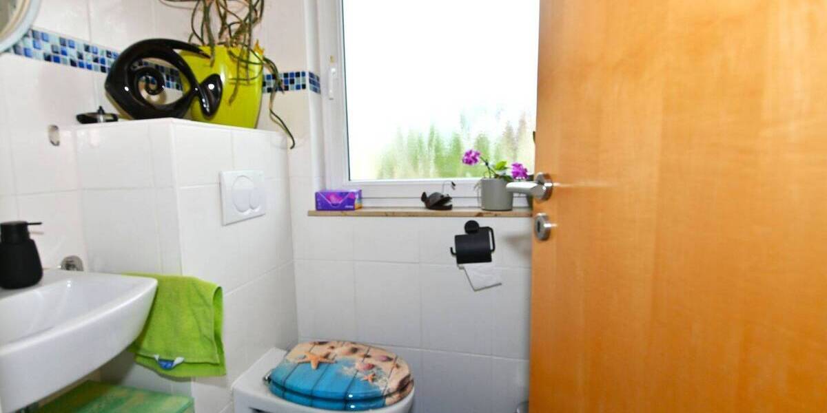 Großzügige 4-12-Zimmer-Wohnung mit Südwestbalkon und Gartennutzung - Etagenwohnung Horb am Neckar Horb | Angebot:26675320