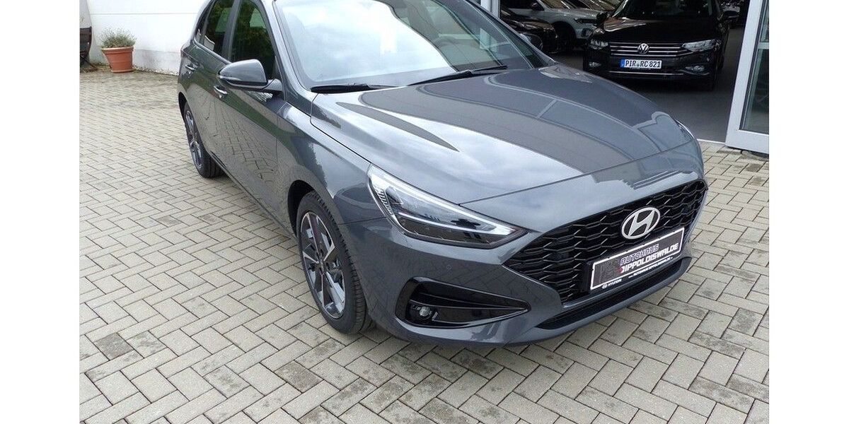 Hyundai i30 2.500 km 21.950 &euro; Dippoldiswalde 01744