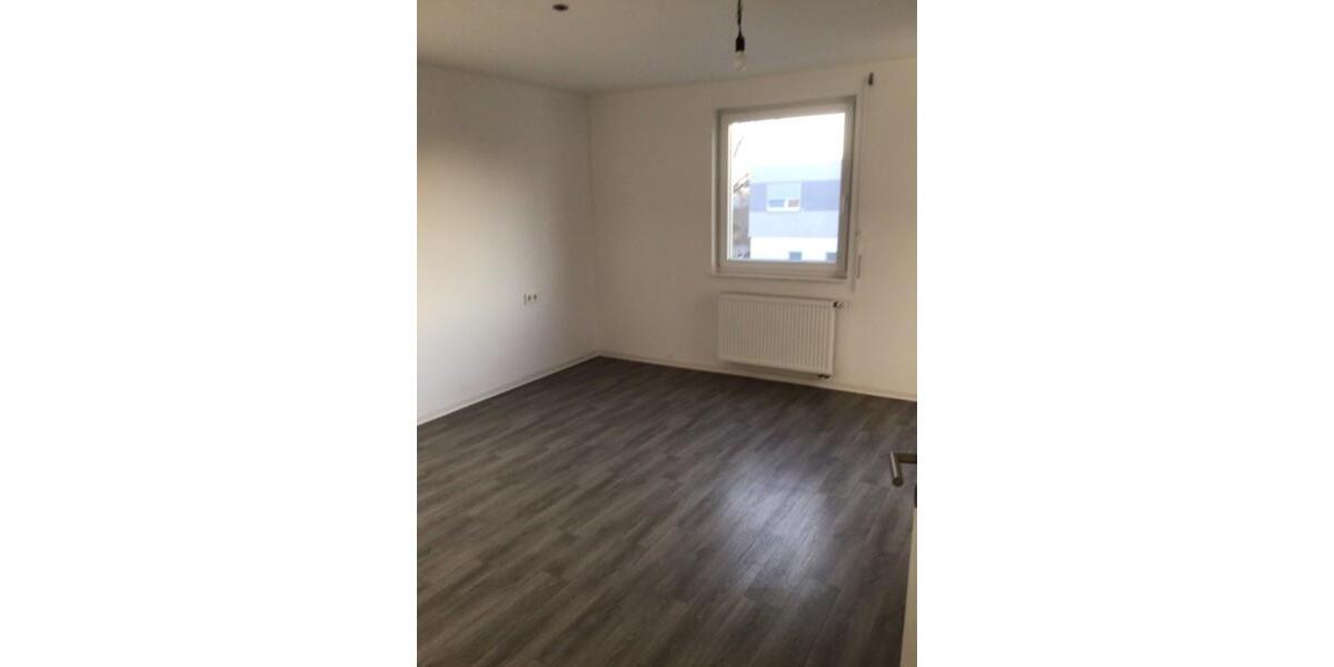 Dachgeschoßwohnung Kornwestheim - 3 Zimmer, 71 m&sup2;, 1.014&euro; | Angebot:25571636