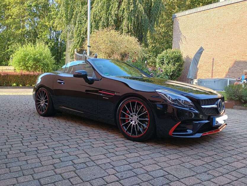 Mercedes-Benz SLC 43 AMG 69.055 km 41.840 € Heimbach 52396