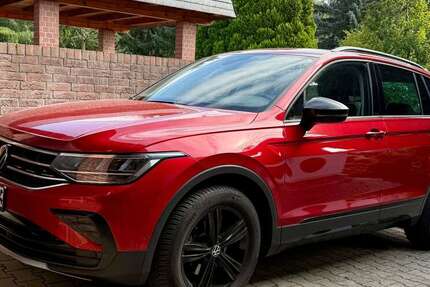 VW Tiguan 54.400 km 24.100 &euro; Braunschweig, Stadt 38108