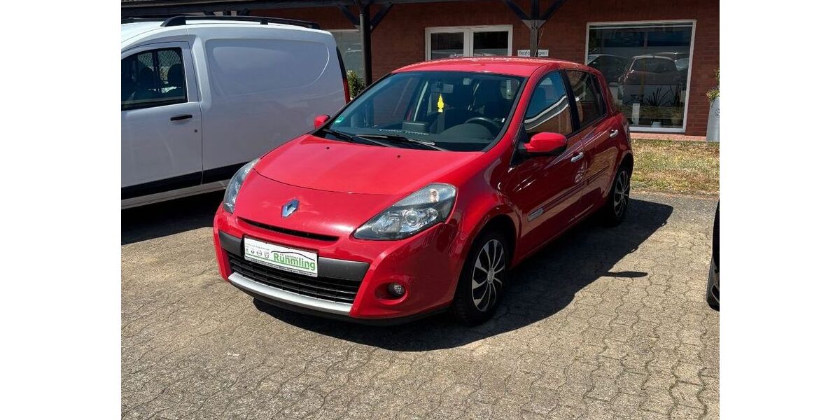 Renault Clio 123.445 km 3.950 &euro; Hagenow 19230