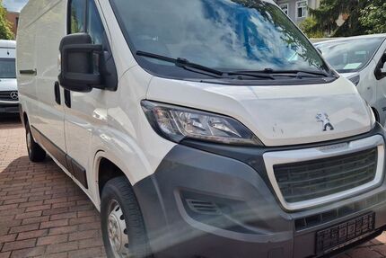Peugeot Boxer 153.900 km 11.800 € Dresden 01139