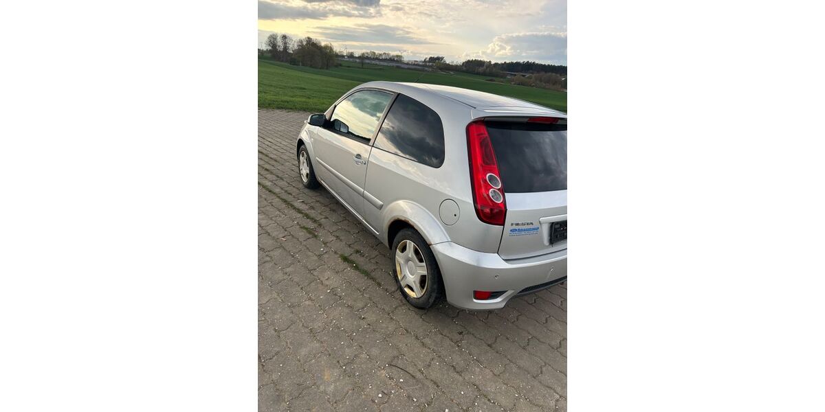 Ford Fiesta 186.248 km 600 &euro; Stadelhofen 96187