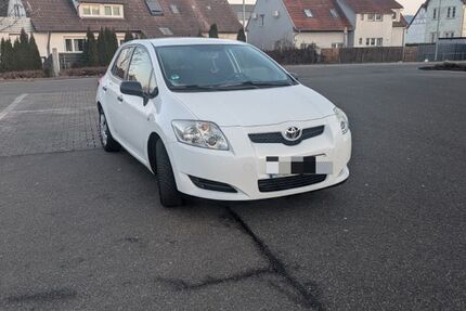 Toyota Auris 159.600 km 3.000 &euro; Rottweil 78620