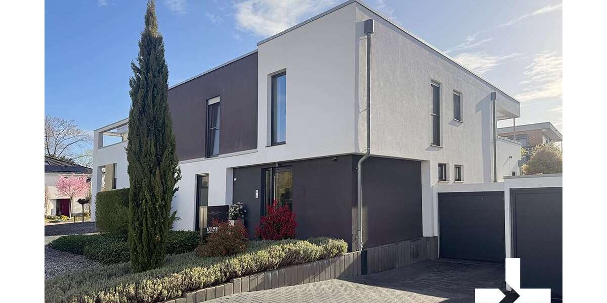 Etagenwohnung Mönchengladbach Nord - 3 Zimmer, 135 m&sup2;, 695.000&euro; | Angebot:26003435