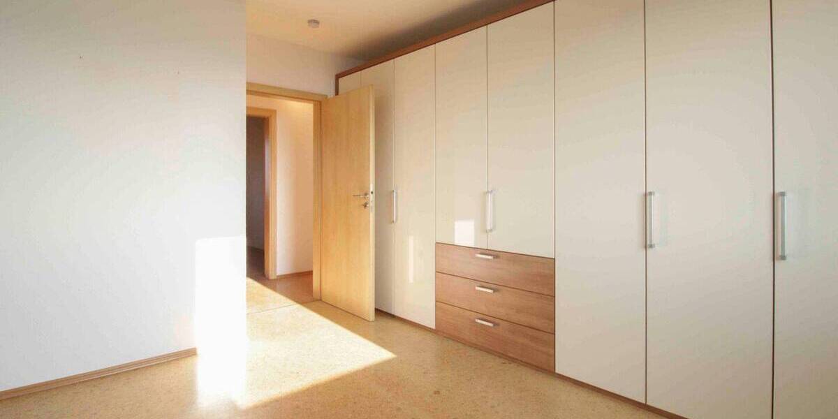 Etagenwohnung Würzburg Lengfeld - 3 Zimmer, 89 m&sup2;, 275.000&euro; | Angebot:26427285