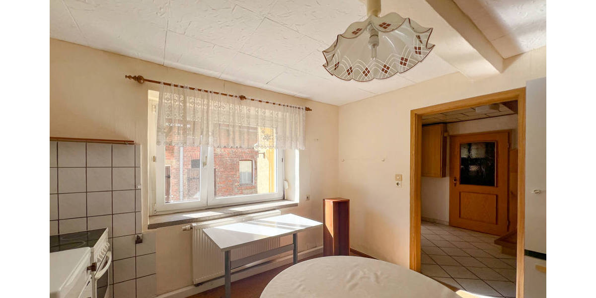 Einfamilienhaus Am Ettersberg / Berlstedt Berlstedt - 5 Zimmer, 118 m&sup2;, 175.000&euro; | Angebot:26127289