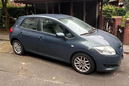 Toyota Auris 200.050 km 3.000 &euro; Hamburg 20537