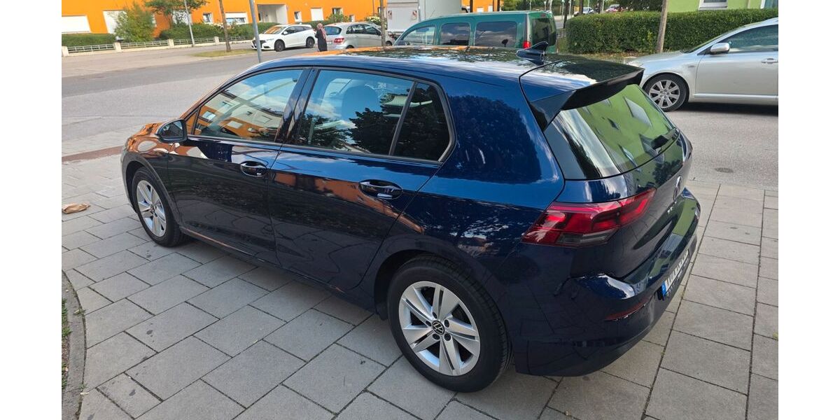 VW Golf 23.000 km 17.500 &euro; München 80937