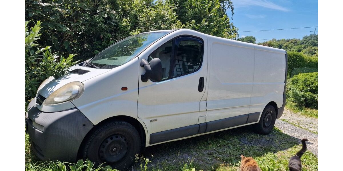 Opel Vivaro 303.000 km 1.900 &euro; Bruckberg 84079