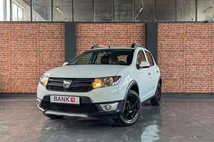 Dacia Sandero 158.747 km 4.499 € Dresden 01139