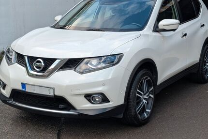 Nissan X-Trail 107.000 km 14.500 &euro; Metzingen 72555