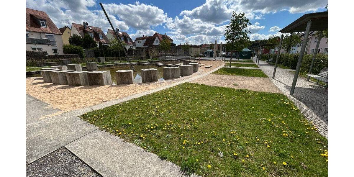 Einfamilienhaus Wassertrüdingen - 7 Zimmer, 180 m&sup2;, 215.000&euro; | Angebot:26858858